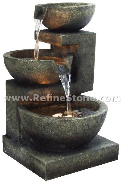 Garden water fountain