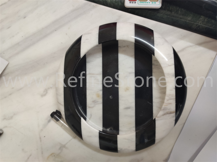 Black and white marble ashtray